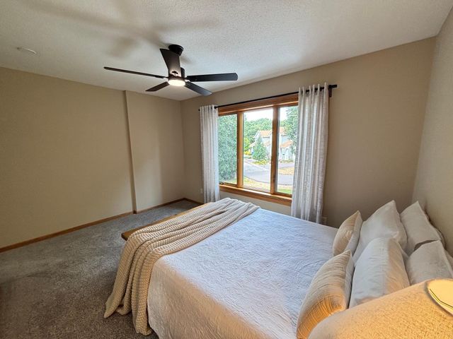 11136 Cottonwood Street NW, Coon Rapids, MN 55448