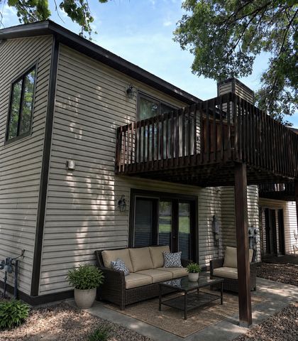 11136 Cottonwood Street NW, Coon Rapids, MN 55448