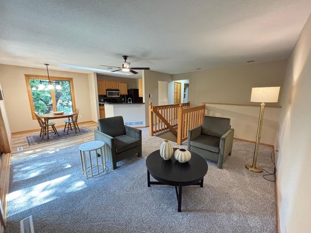 11136 Cottonwood Street NW, Coon Rapids, MN 55448