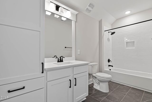 3925 Cedar Knolls Drive, Youngsville, NC 27596