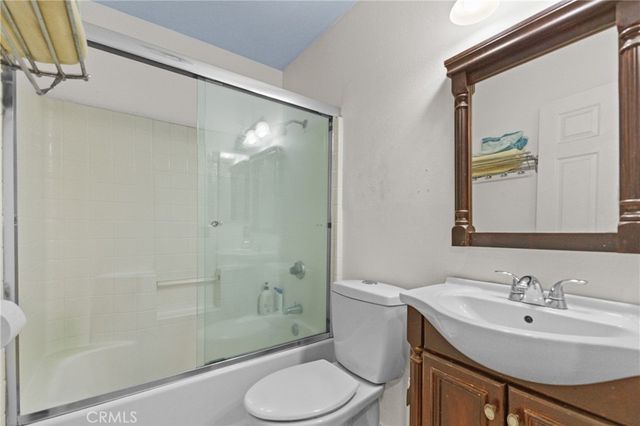 19345 Warren, Riverside, CA 92508