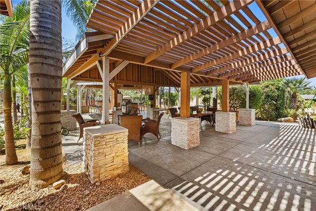 19345 Warren, Riverside, CA 92508