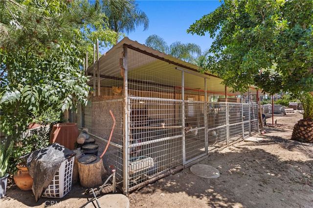 19345 Warren, Riverside, CA 92508