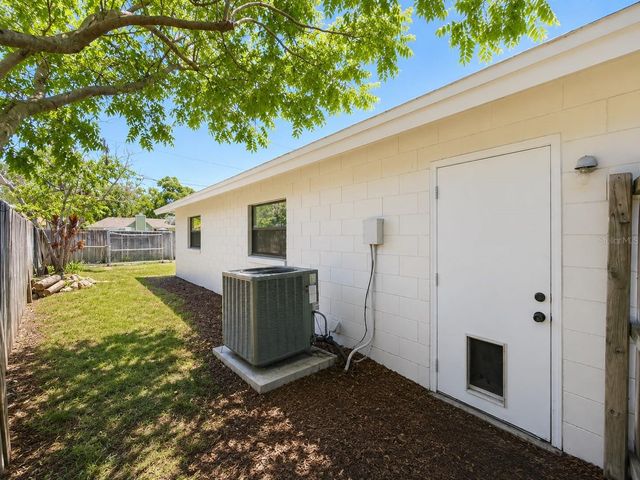 2014 WINNEBAGO TRAIL, Casselberry, FL 32730