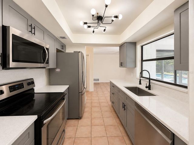 2014 WINNEBAGO TRAIL, Casselberry, FL 32730