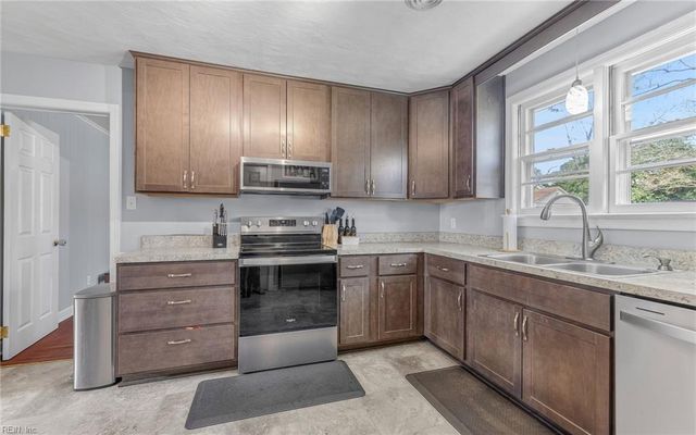 4708 Fairway AVE, Virginia Beach, VA 23462