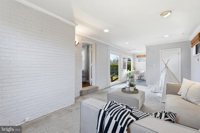 10015 REDDICK DR, Silver Spring, MD 20901