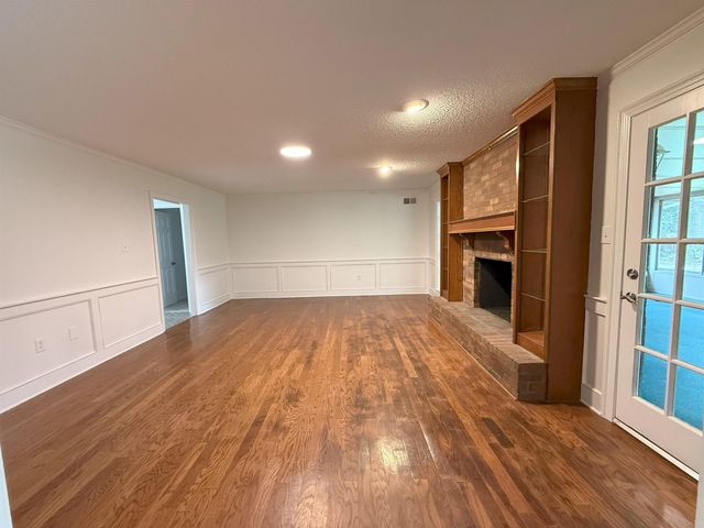 7637 CROSS VILLAGE DR, Germantown, TN 38138