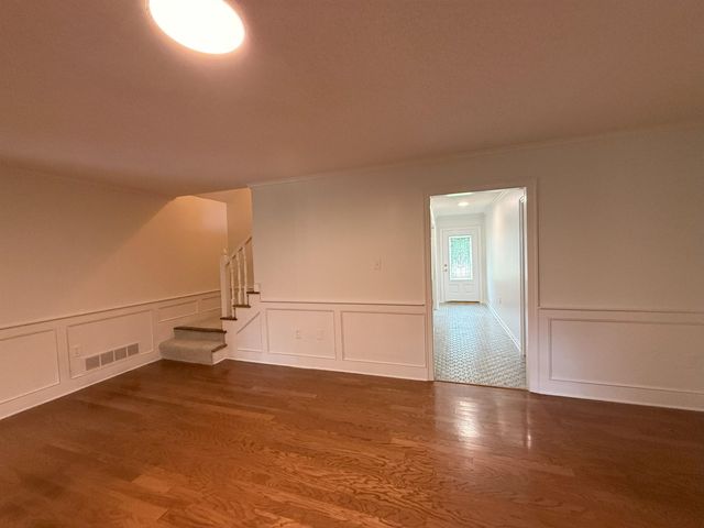 7637 CROSS VILLAGE DR, Germantown, TN 38138