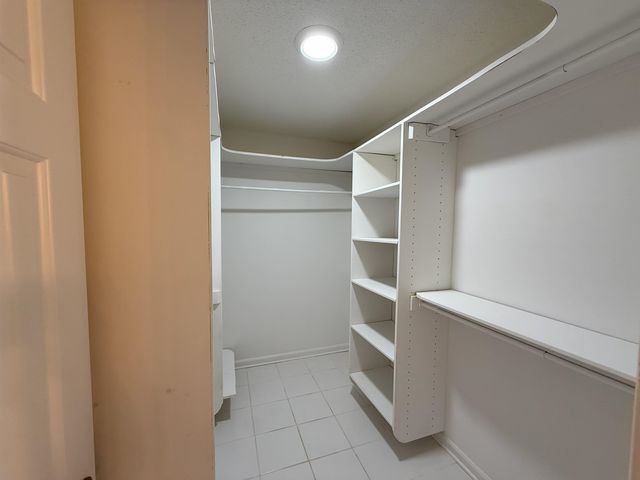 7637 CROSS VILLAGE DR, Germantown, TN 38138