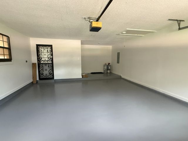 7637 CROSS VILLAGE DR, Germantown, TN 38138