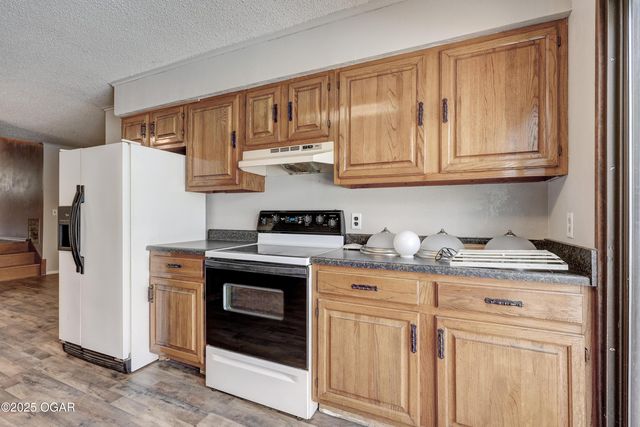 4503 Circle Drive, Joplin, MO 64804