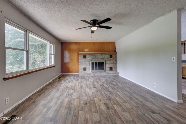 4503 Circle Drive, Joplin, MO 64804