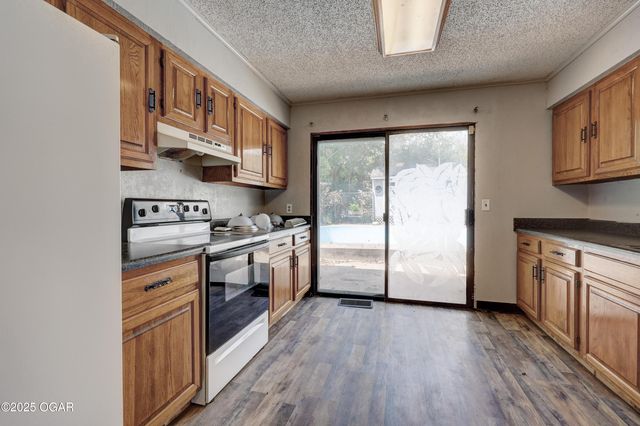 4503 Circle Drive, Joplin, MO 64804