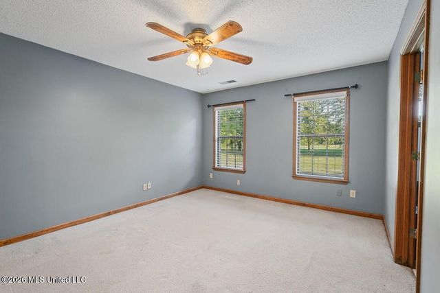 5450 Dean Road, Lake Cormorant, MS 38641