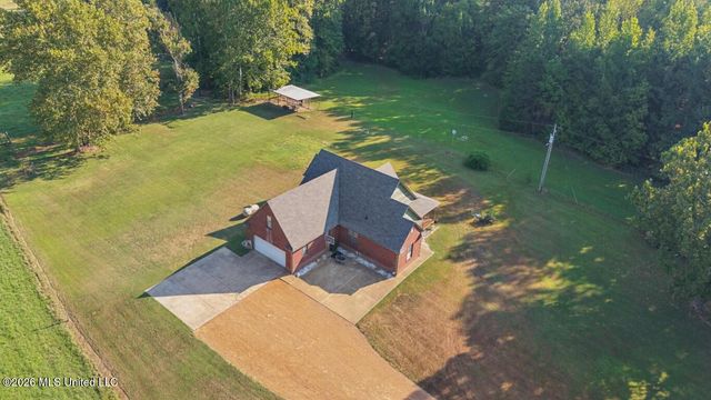 5450 Dean Road, Lake Cormorant, MS 38641