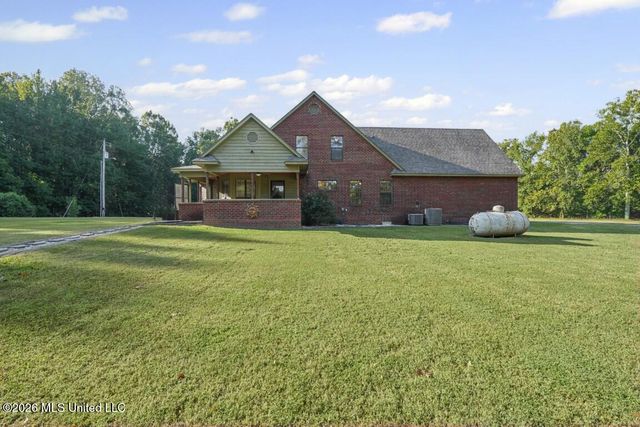 5450 Dean Road, Lake Cormorant, MS 38641