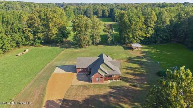 5450 Dean Road, Lake Cormorant, MS 38641