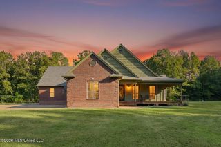 5450 Dean Road, Lake Cormorant, MS 38641