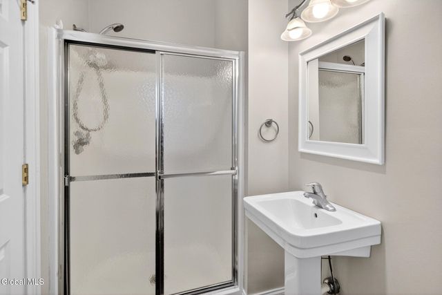 1 Ironwood Drive, Colonie, NY 12110