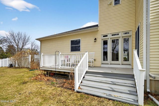 1 Ironwood Drive, Colonie, NY 12110