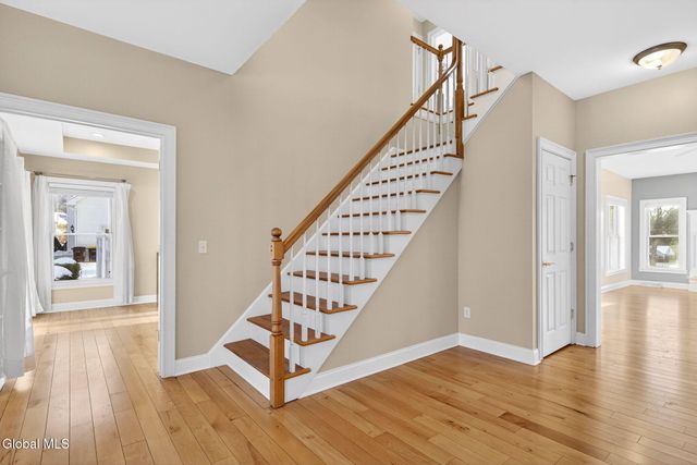 1 Ironwood Drive, Colonie, NY 12110