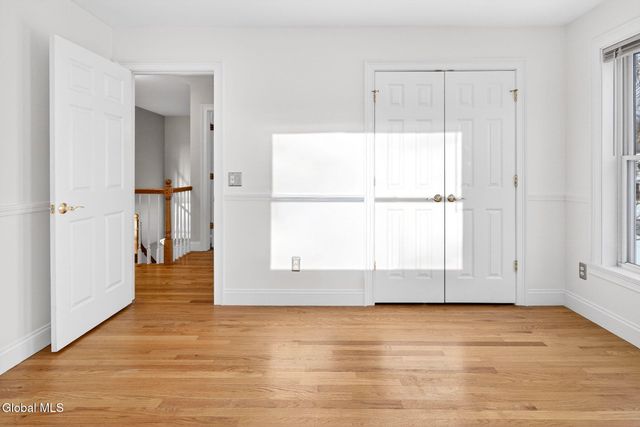 1 Ironwood Drive, Colonie, NY 12110