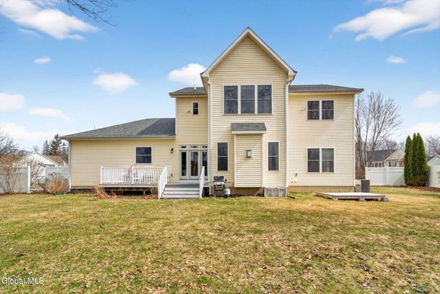 1 Ironwood Drive, Colonie, NY 12110