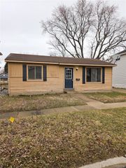 1211 Myrtle Street, Port Huron, MI 48060