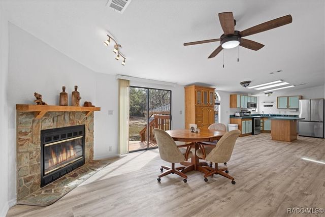 6401 N Oakfield Point, Dunnellon, FL 34433