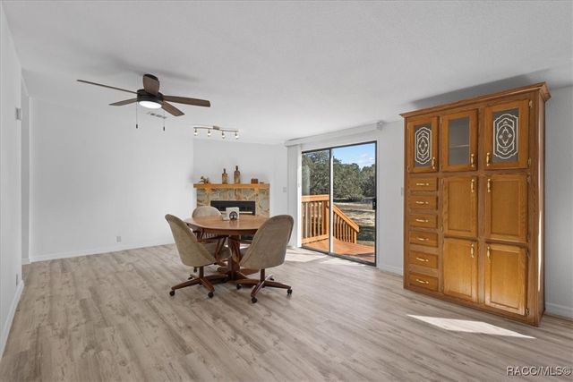6401 N Oakfield Point, Dunnellon, FL 34433