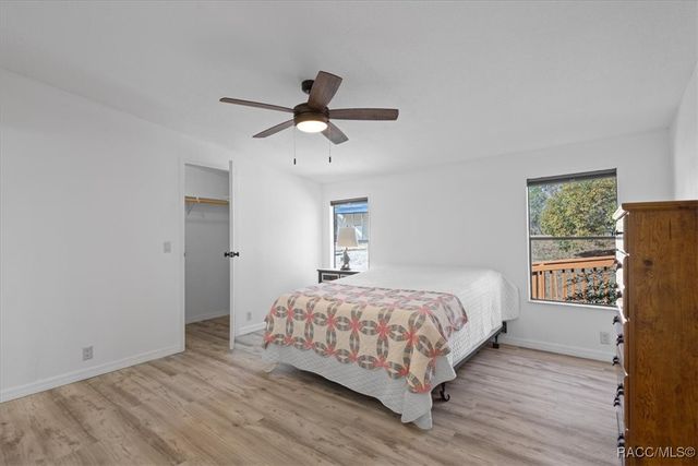 6401 N Oakfield Point, Dunnellon, FL 34433