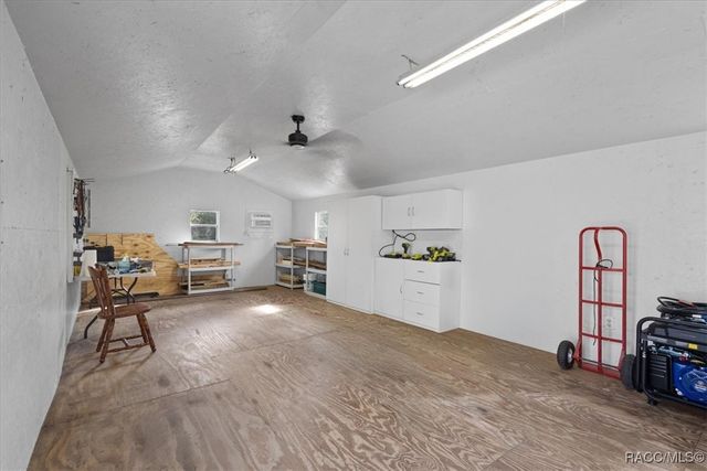 6401 N Oakfield Point, Dunnellon, FL 34433