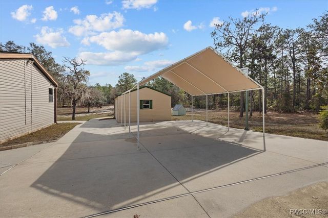 6401 N Oakfield Point, Dunnellon, FL 34433