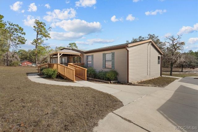 6401 N Oakfield Point, Dunnellon, FL 34433