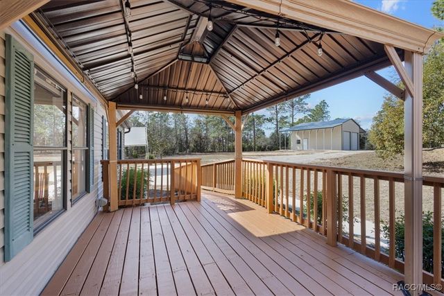 6401 N Oakfield Point, Dunnellon, FL 34433