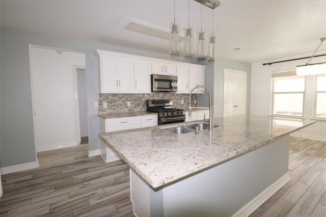 15514 Satsuma Point Court, Houston, TX 77049