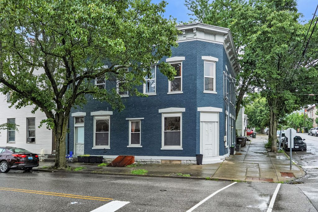 236 W 9th Street, Newport, KY 41071