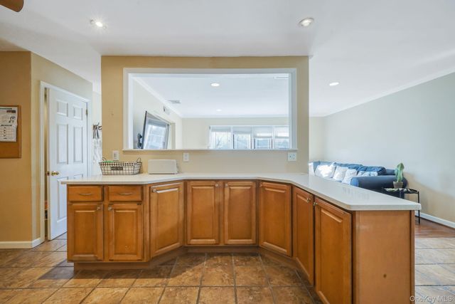 23 Pearsall Place, Deer Park, NY 11729