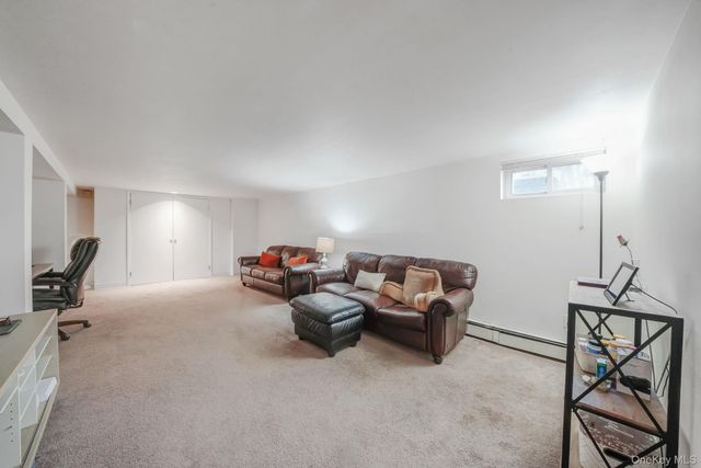 23 Pearsall Place, Deer Park, NY 11729