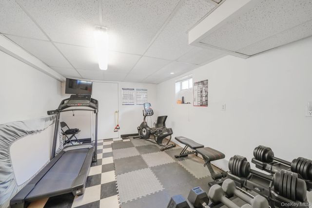 23 Pearsall Place, Deer Park, NY 11729