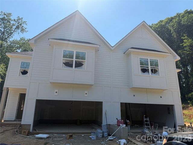 548 Carolyn Lane, Charlotte, NC 28213