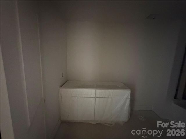 548 Carolyn Lane, Charlotte, NC 28213