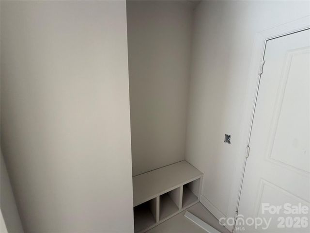 548 Carolyn Lane, Charlotte, NC 28213