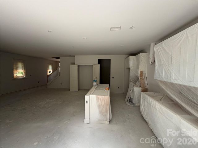 548 Carolyn Lane, Charlotte, NC 28213