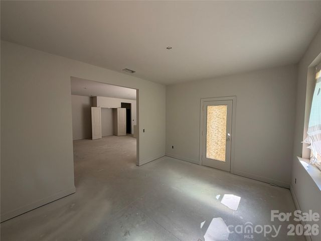 548 Carolyn Lane, Charlotte, NC 28213