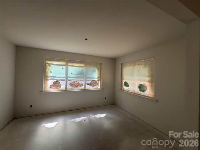 548 Carolyn Lane, Charlotte, NC 28213