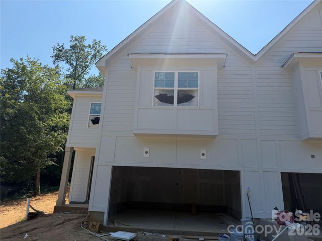 548 Carolyn Lane, Charlotte, NC 28213