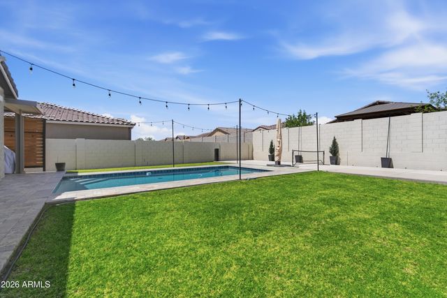 13306 W DALE Lane, Peoria, AZ 85383