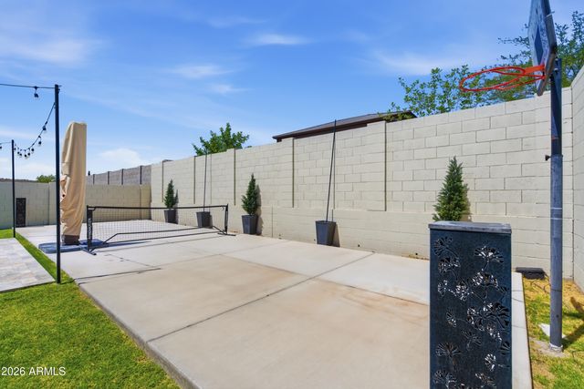 13306 W DALE Lane, Peoria, AZ 85383